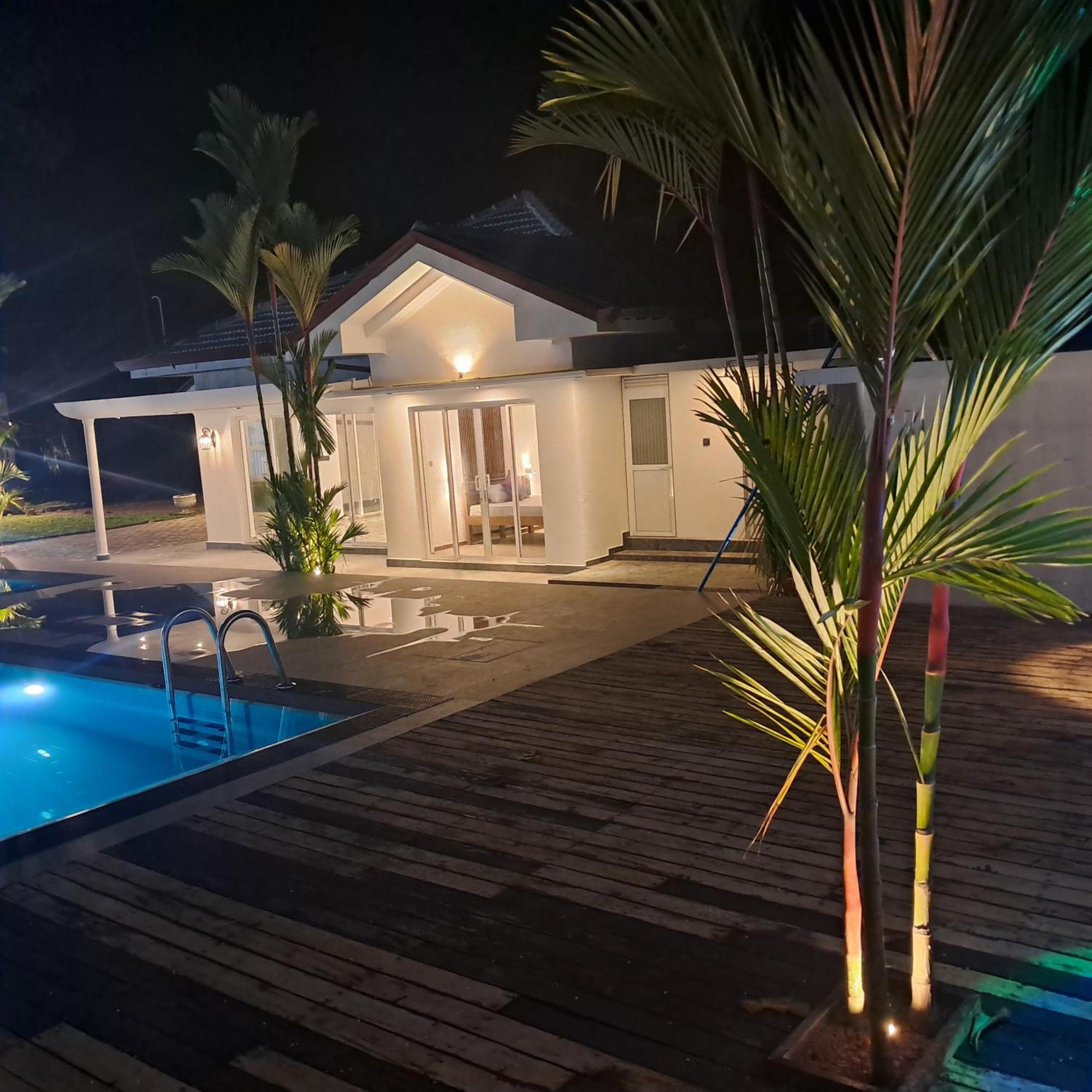 Banco Villa Beruwala Esterno foto