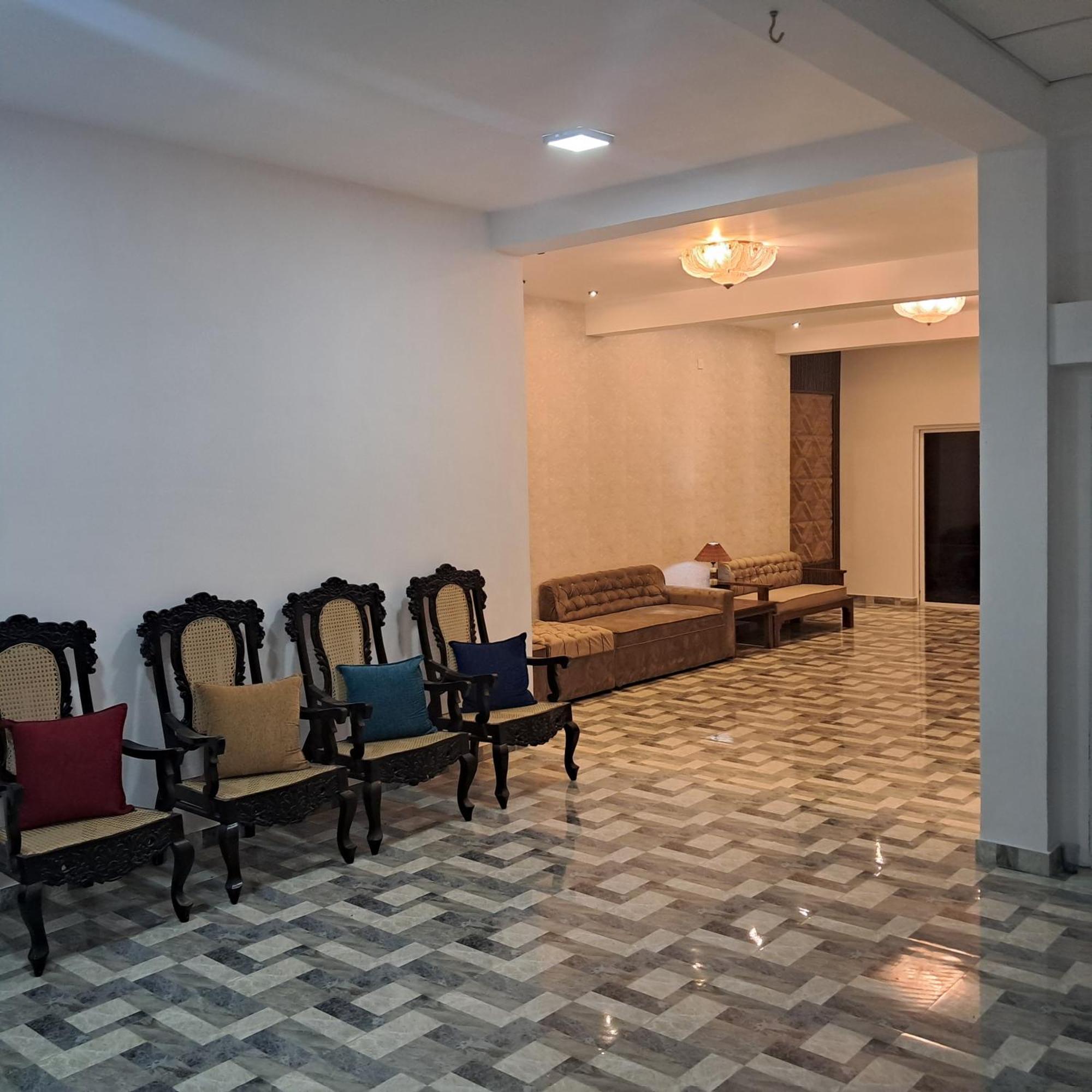 Banco Villa Beruwala Esterno foto