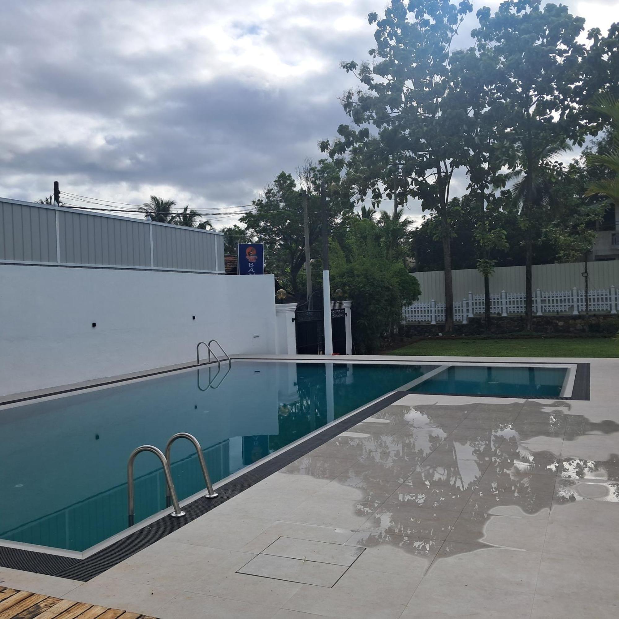 Banco Villa Beruwala Esterno foto