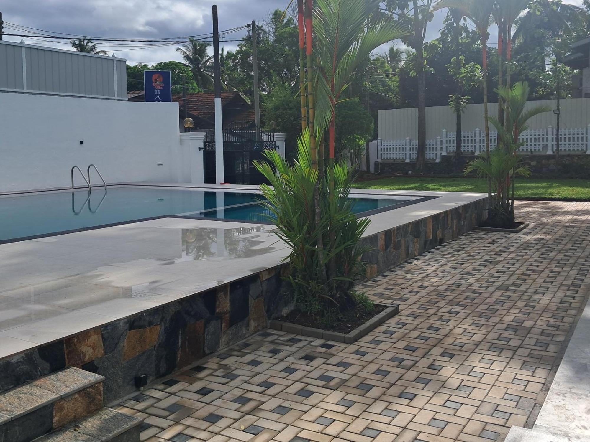 Banco Villa Beruwala Esterno foto