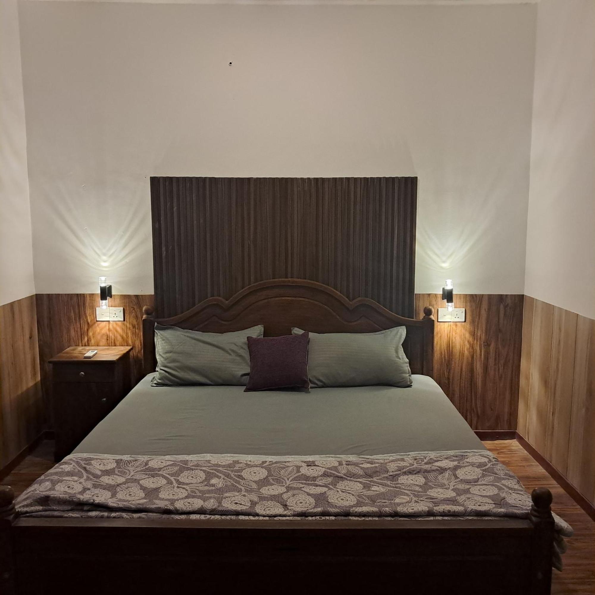 Banco Villa Beruwala Esterno foto